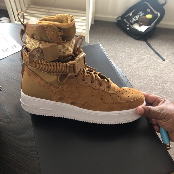 tan nike high tops womens